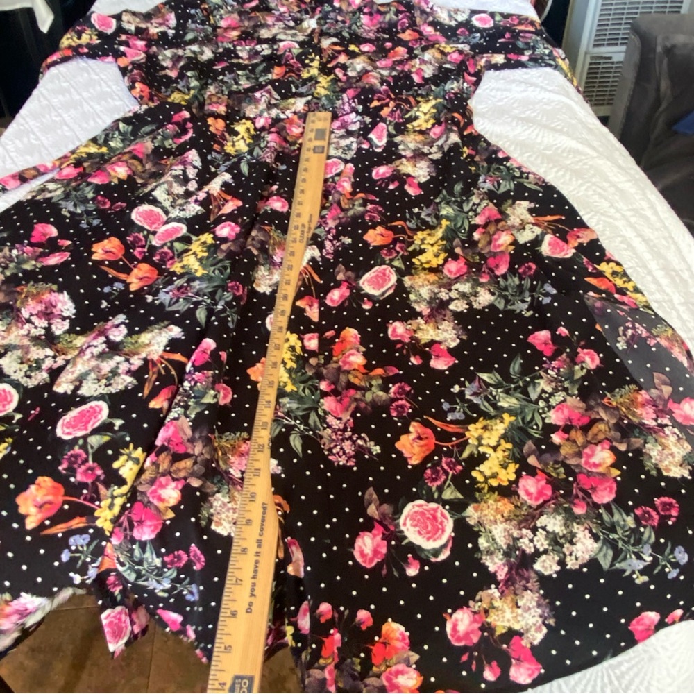 Torrid Tea Length Floral Polka Dot Shirt Dress Button Front Size 18/20 (2) - Picture 12 of 13